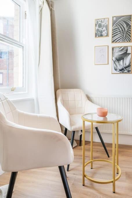Villa House 10 Mins To Tower Bridge Hot Tub & Parking Londres Exterior foto
