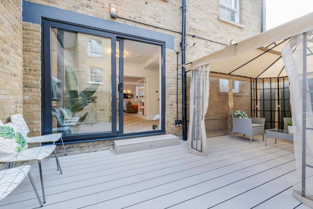 Villa House 10 Mins To Tower Bridge Hot Tub & Parking Londres Exterior foto