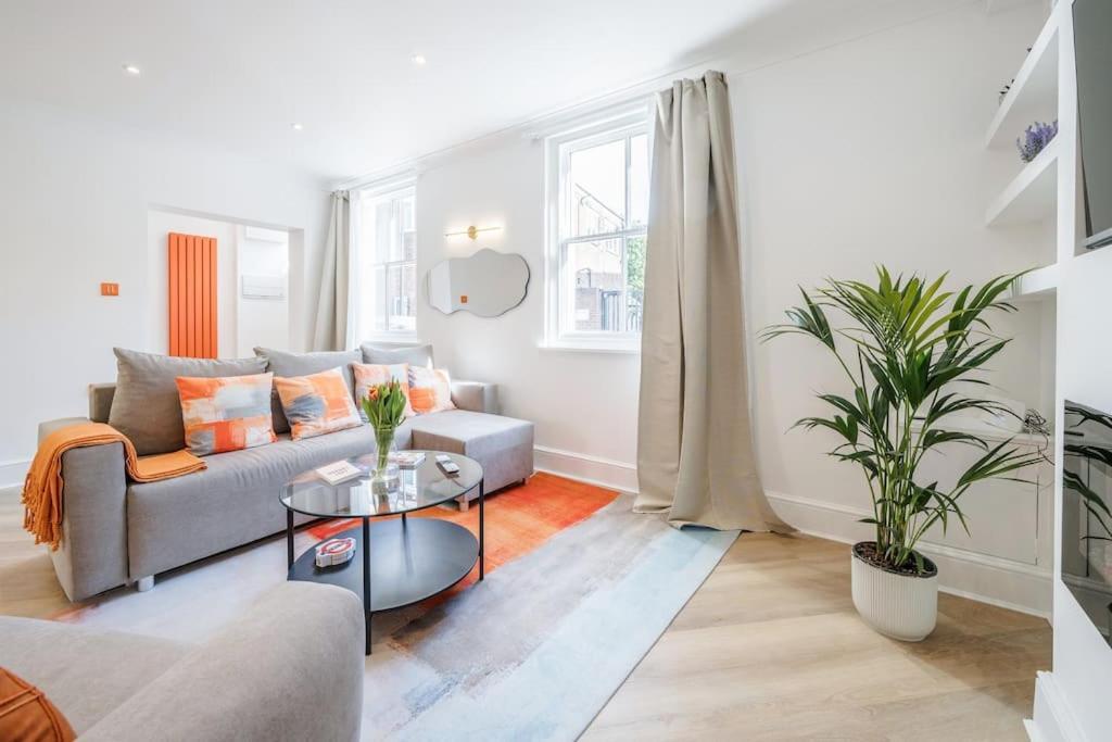 Villa House 10 Mins To Tower Bridge Hot Tub & Parking Londres Exterior foto
